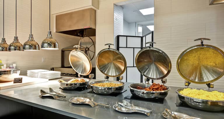 Embassy Suites Breakfast Hours: Start Fresh with Flavor!